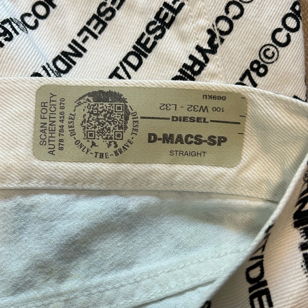 Diesel D-Macs Copyright Print Jeans White/Black W32 L32– Worn Once - Picture 12 of 16